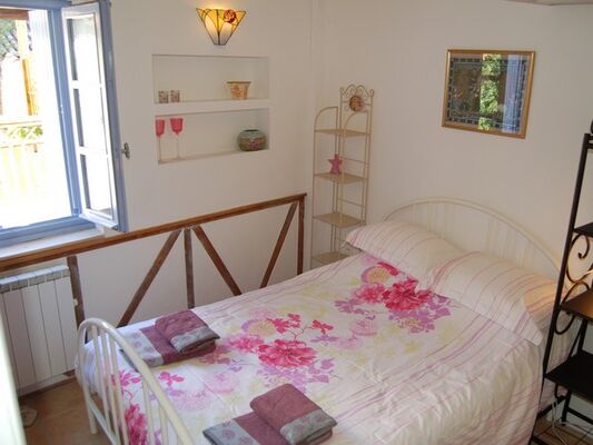 RAMPART COTTAGE