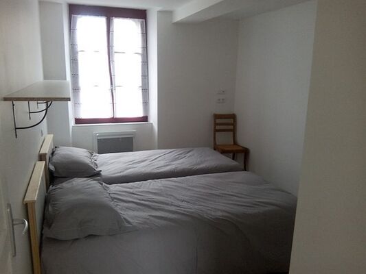 argentonnay-gite-la-cle-des-champs-chambre3-1