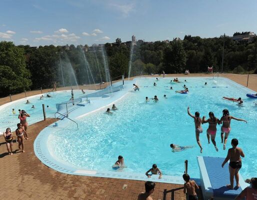 camping-au-lac-hautibus-piscine-exterieure-chauffee