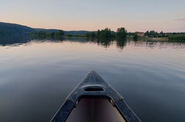 canoe-nocturne