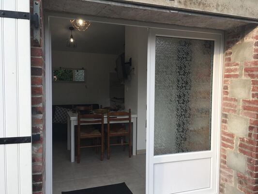 st-aubin-du-plain-appart-d-hotes-isafred-entree