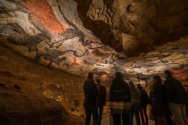 --Dan-Courtice---2-Grotte---DAN-7097-Web
