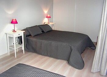 chambre-violettes-bois-neuf-internet.jpg_5