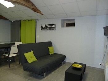 salon.JPG_2