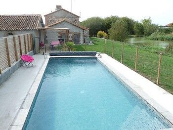 piscine2.JPG_8