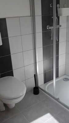 Lemontreehouse-se-ch3-sit.jpg_17