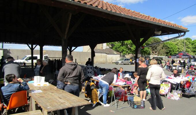 200510-vide-grenier