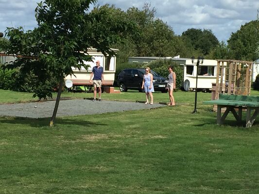saint-maurice-etusson-camping-la-raudiere-boulodrome.jpg_4