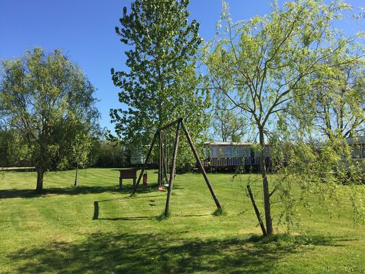 saint-maurice-etusson-camping-la-raudiere-jeux1.jpg_11