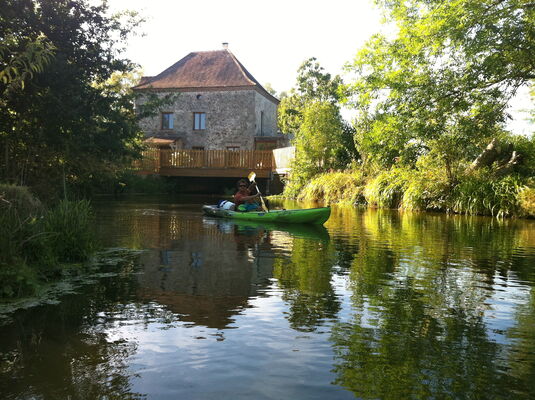 ile-leydet-canoe3.jpg_1