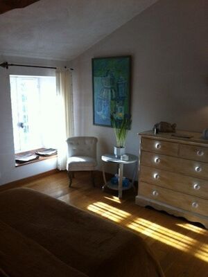 saint-aubin-de-baubigne-chambre-dhotes-roches-mousset-coin-detente.jpg_5
