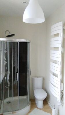 montravers-gite de la poste-sdb-sit.jpg_14