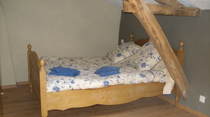 nueil-les-aubiers-gite-la-veraliere-chambre3.jpg_8