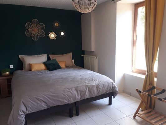 Chambre principale avec au choix 1 lit 180/200 ou 2 lits 90/200
