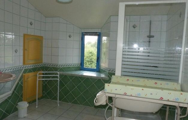 saint-amand-sur-sevre-gite-les-ecorcins-salle-de-bain1.jpg_10