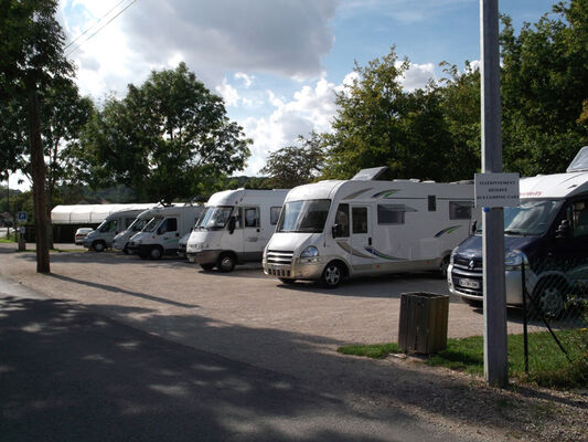Aire de camping-cars