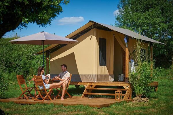 Camping "Le Bois Fleuri"