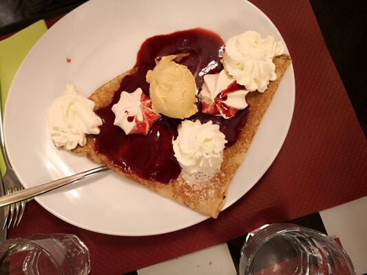 Crep-salad-Chartres-Copyright-Veronique-Domagalski-2