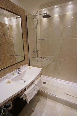 Chambre confort salle de bain