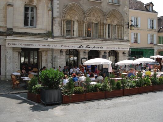 Le Café Serpente