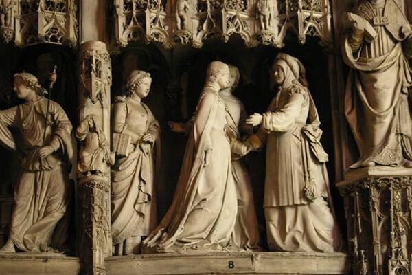 Le-tour-du-choeur-de-la-cathedrale-de-chartres-3