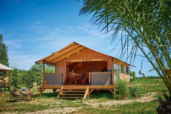 Camping "Le Bois Fleuri"
