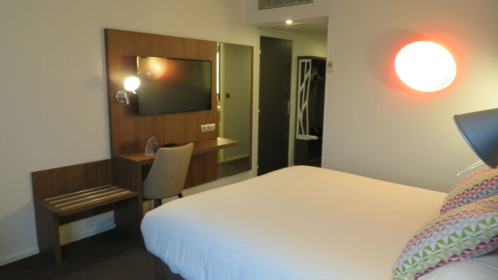 chambre-business-campanile-chartres