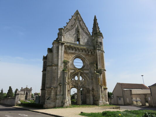 Vestiges de la chapelle du Champdé