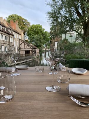 table-baie-vitree-2---Moulin-de-Ponceau-2