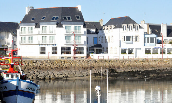 Hotel Du Port Lesconil
