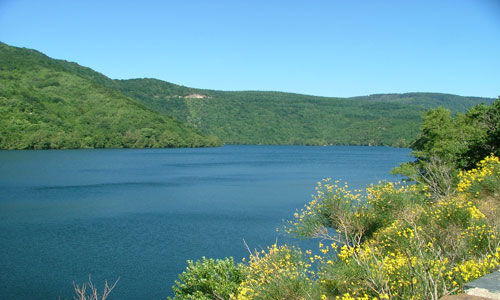 UN PAYS D'EAU ET D'HISTOIRE