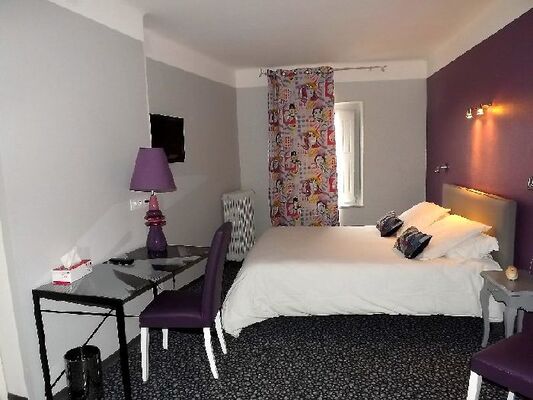 Photo 4 chambre couleur mauve