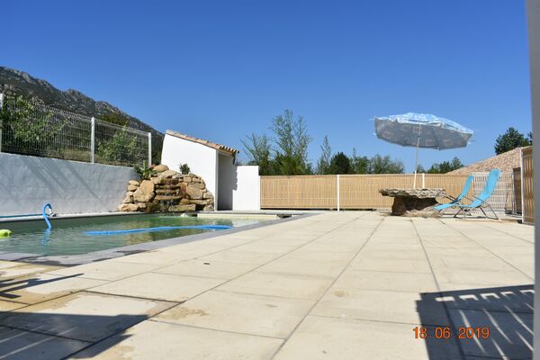 Piscine-2-bis-Mons-2