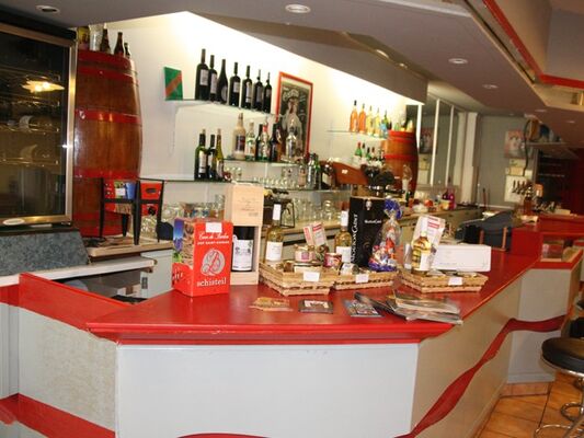 bar
