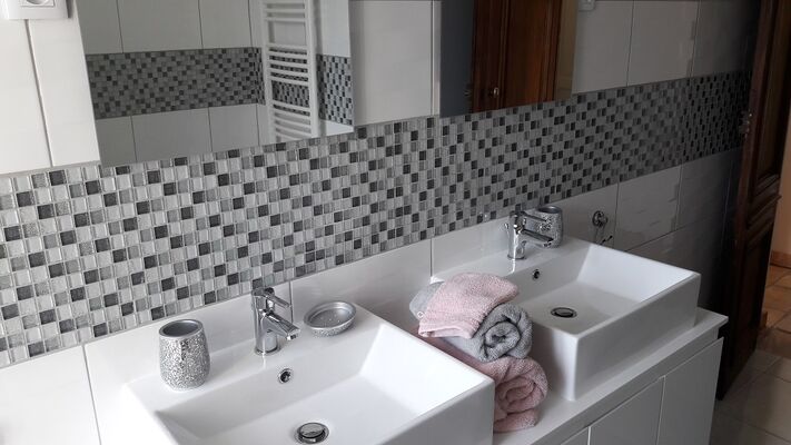 salle de bain chbre 1 Maini Laeticia