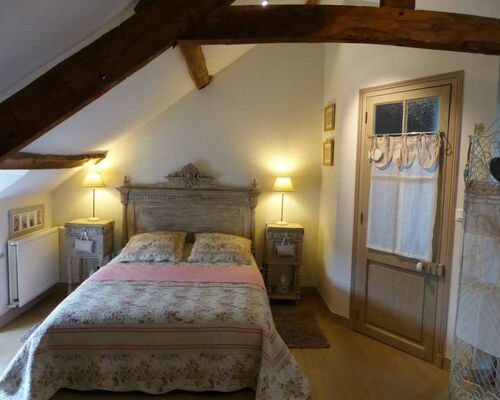 Au-Gre-du-Vent-Bouchara-Christian-chambre-double-ton-rose