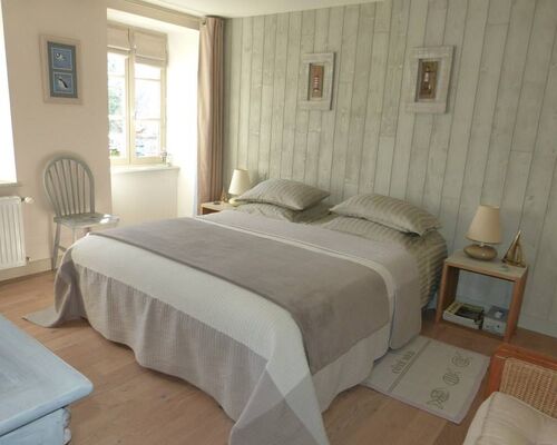 Au-Gre-du-Vent-Bouchara-Christian-chambre-double-grise