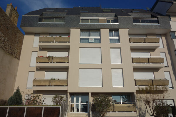 DINON - Location - Saint-Malo