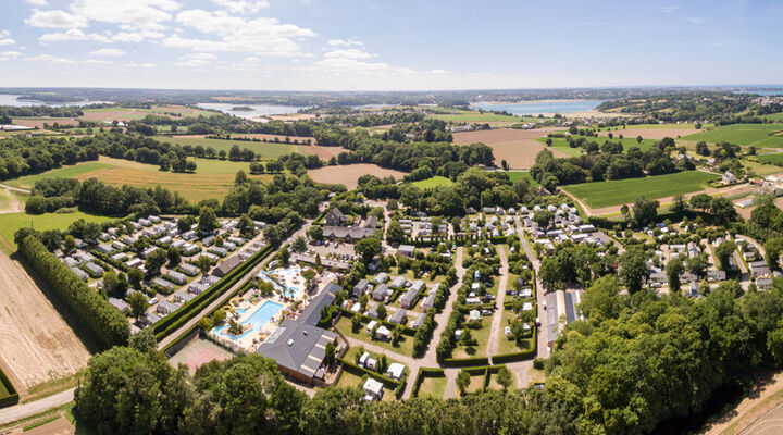 Camping Le P'tit Bois à Saint-Jouan des Guérets