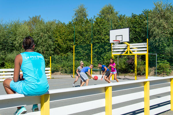 Camping Le P'tit Bois à Saint-Jouan des Guérets