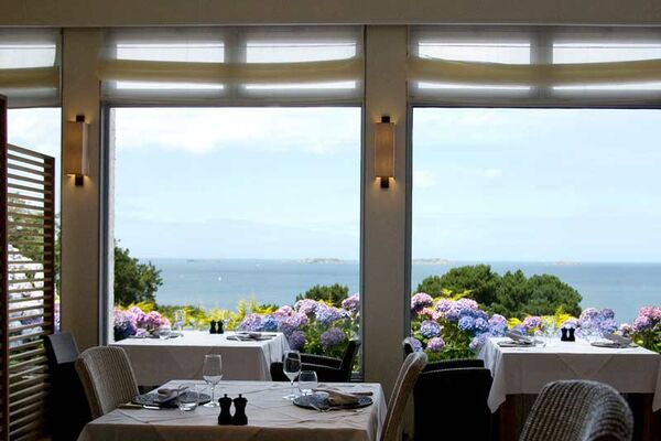 Hôtel Restaurant Les Costans