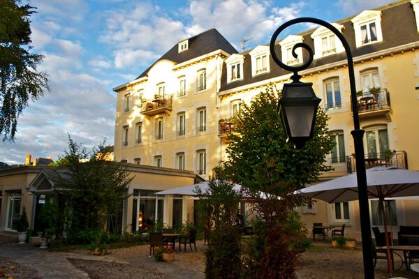 Hôtel-restaurant Grand hôtel de Courtoisville