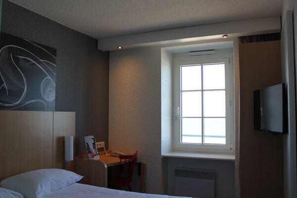 IBIS PLAGE - chambre double vue cote mer - StMalo