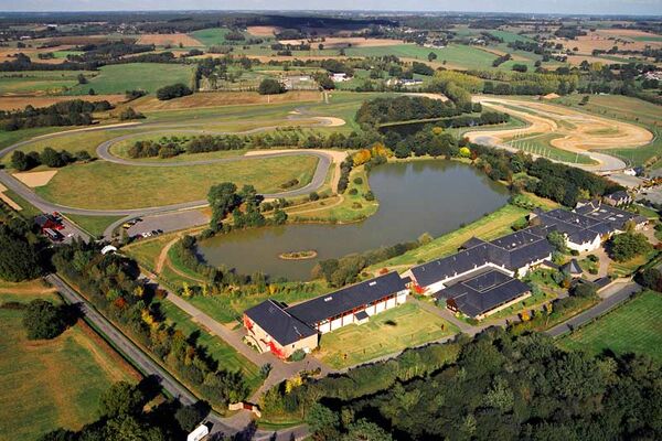 Le Manoir de l'Automobile et des Vieux Métiers