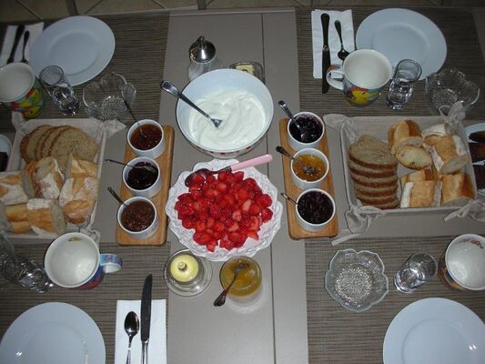 Le-Berceul-Duault-La-Richardais-Petit-dejeuner