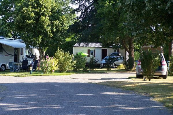 Le Camping du Bois Vert, Carentoir, Destination Brocéliande, Bretagne