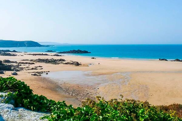 Plage Les Grèves Den Bas Plévenon Brittany Tourism - 