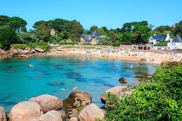 Plage de Saint Guirec