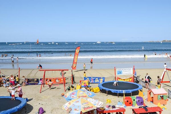 Plage de Saint Guirec