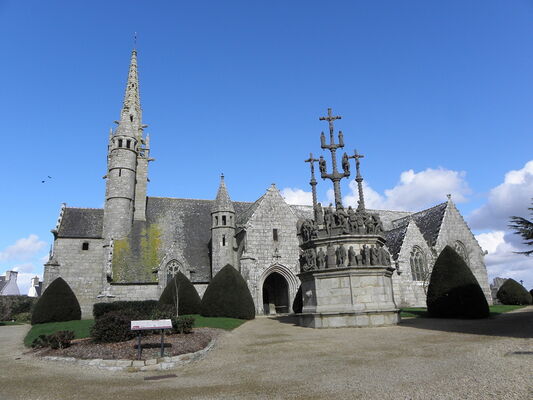 Enclos paroissial